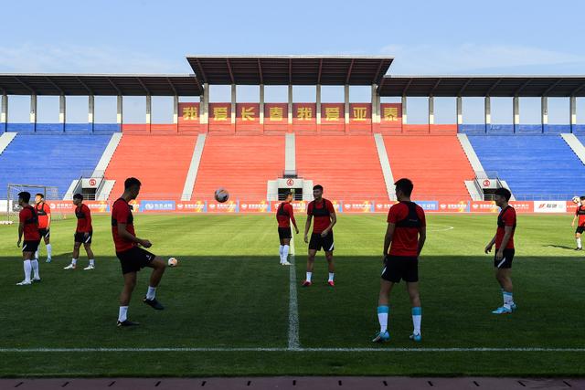 科隆天才门将即将加盟拜仁 签约至2030年